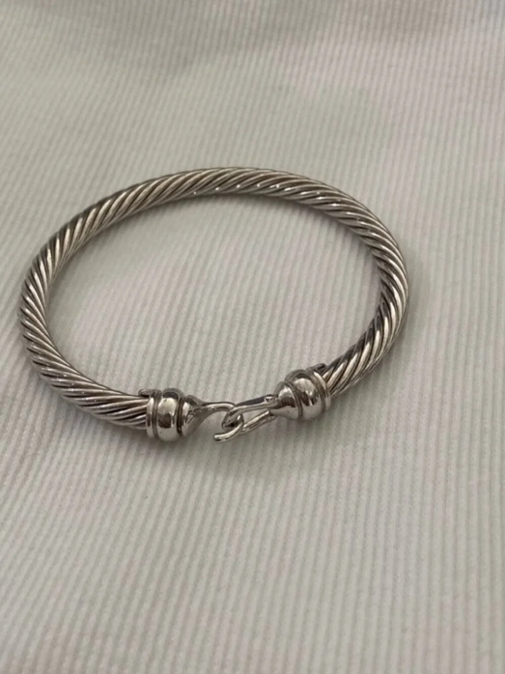 David Yurman Twisted Silver Bracelet 5mm - Picture 2 of 7